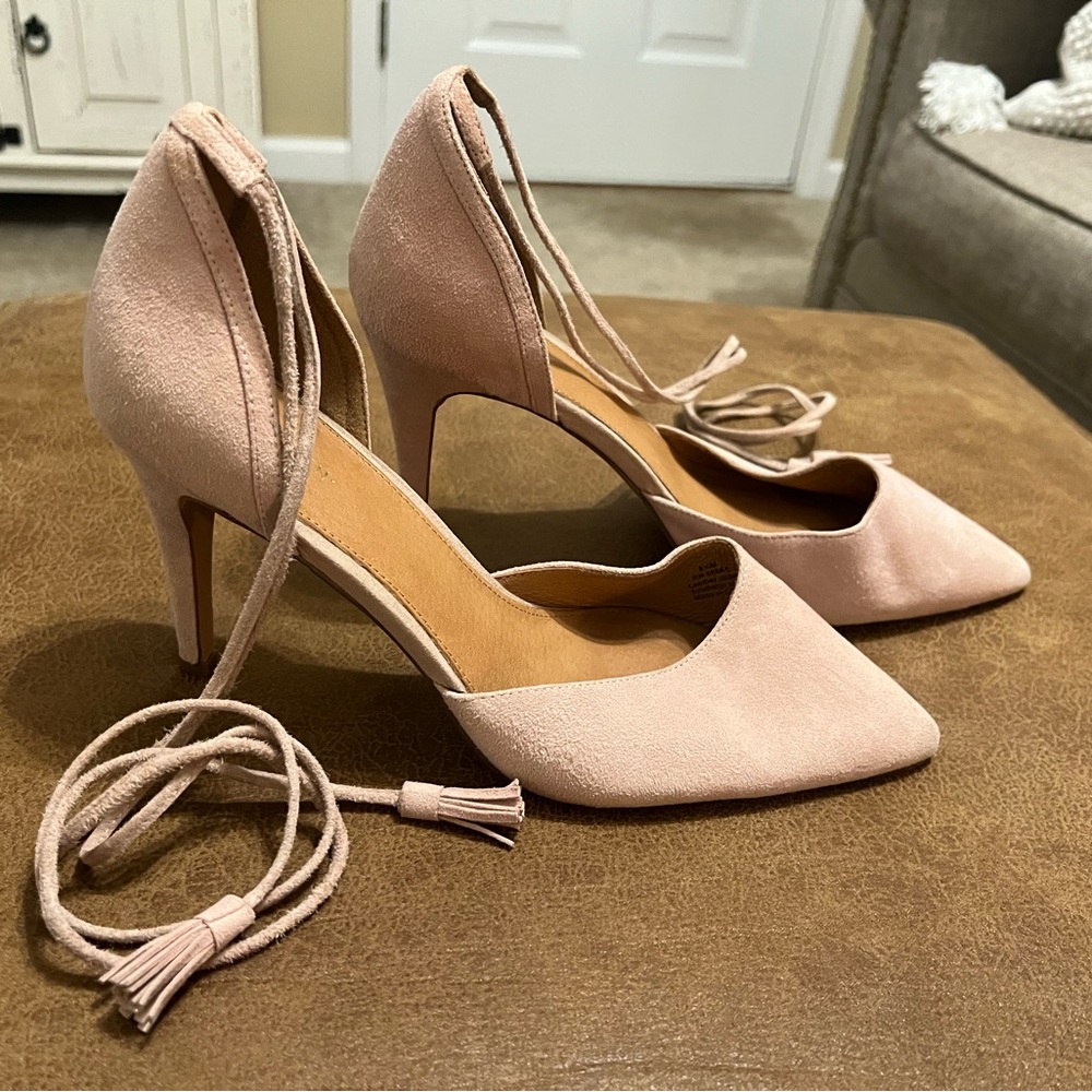 Halogen Ballerina Tie Heels